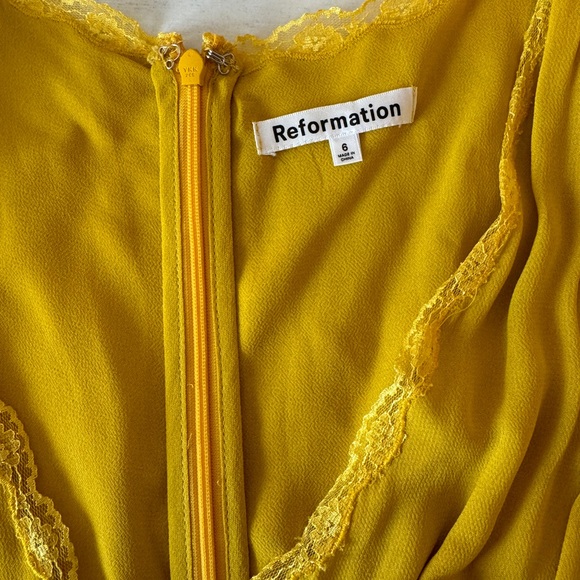 Reformation Yellow V Neck Maxi Dress, Size 6 - Picture 6 of 6